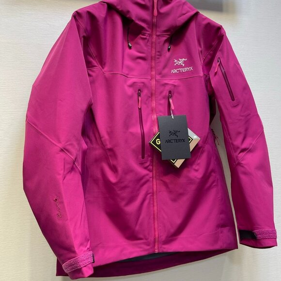 Arc'teryx Gore-Tex Pro 3-in-1 Jacket with Down Liner - Picture 5 of 8